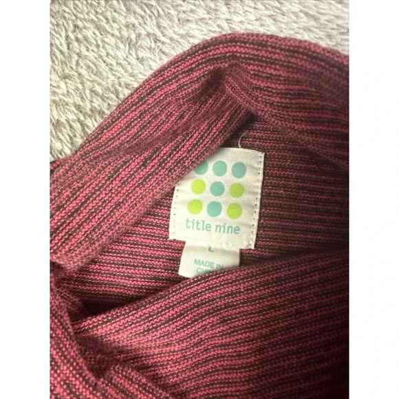 Title Nine Sweater Red Striped Long Sleeve Striped Mock Neck Size Large - Picture 12 of 16